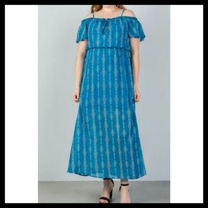 Ladies plus size cold shoulder maxi dress